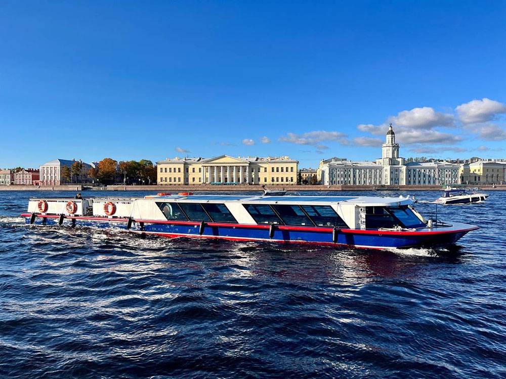 Теплоход «Александр»
