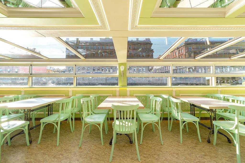 Зимняя аренда теплохода